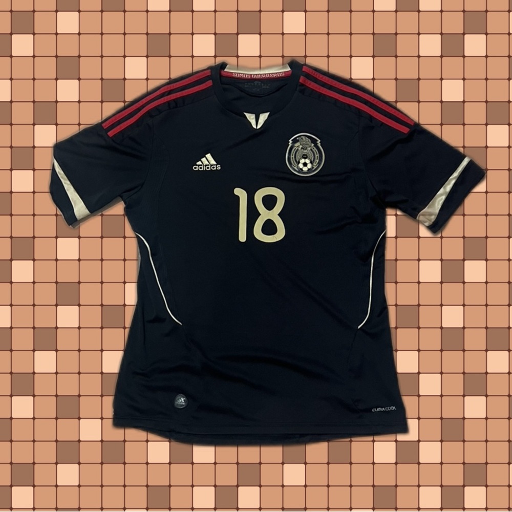 Mexico Adidas Retro Jersey (2011) size medium men’s